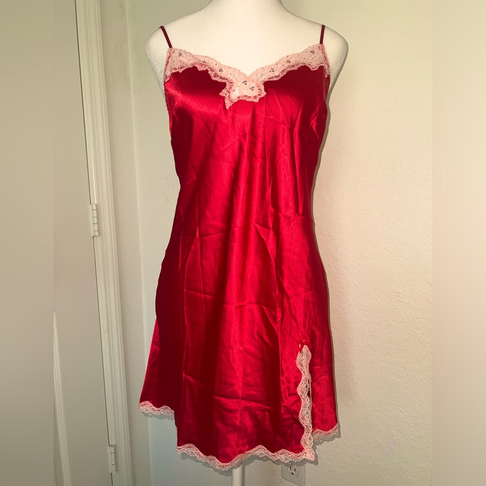 NWT Victoria’s Secret Satin Sleepwear M